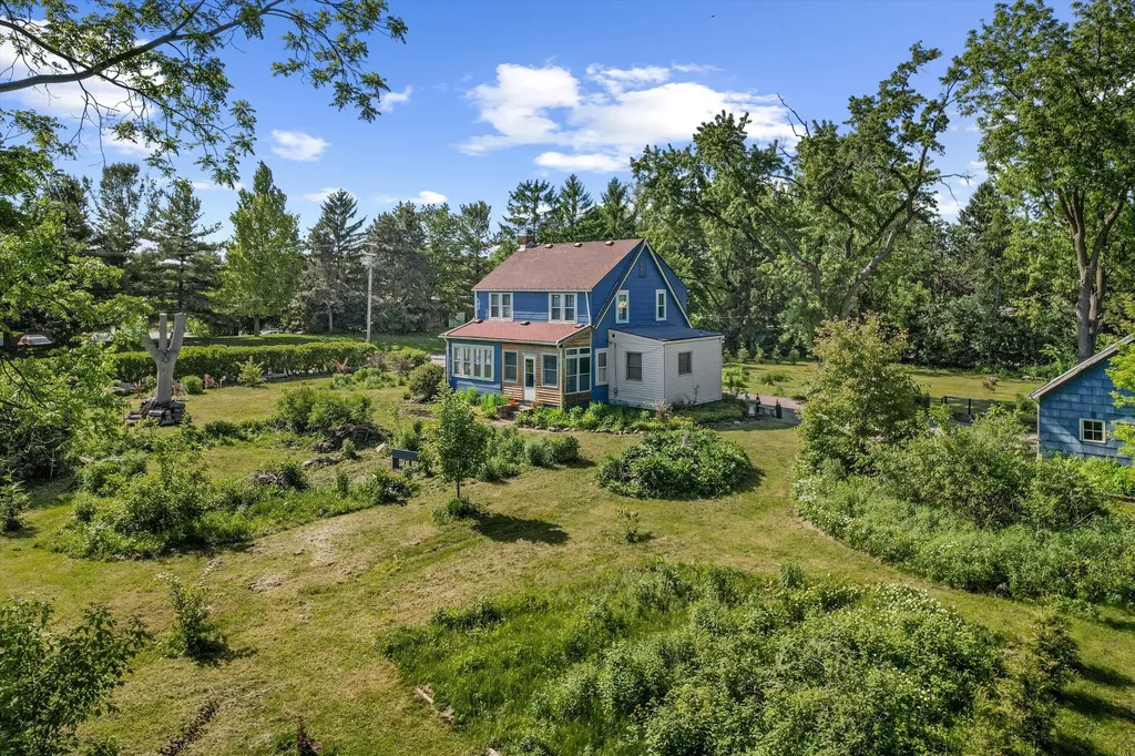 2861 Crystal Drive Pittsfield Charter Township MI 48108