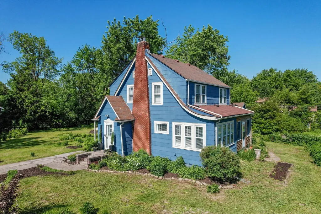 2861 Crystal Drive Pittsfield Charter Township MI 48108