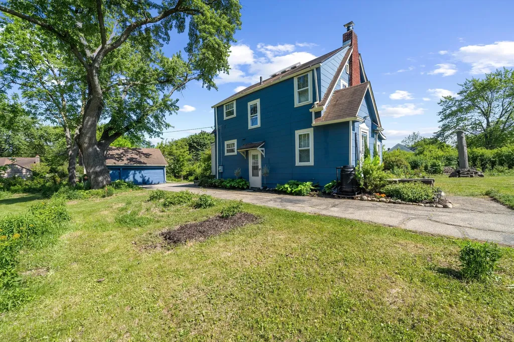 2861 Crystal Drive Pittsfield Charter Township MI 48108
