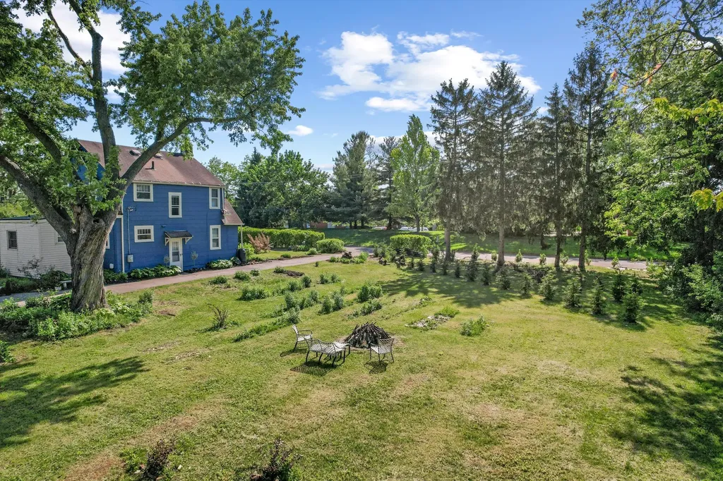 2861 Crystal Drive Pittsfield Charter Township MI 48108