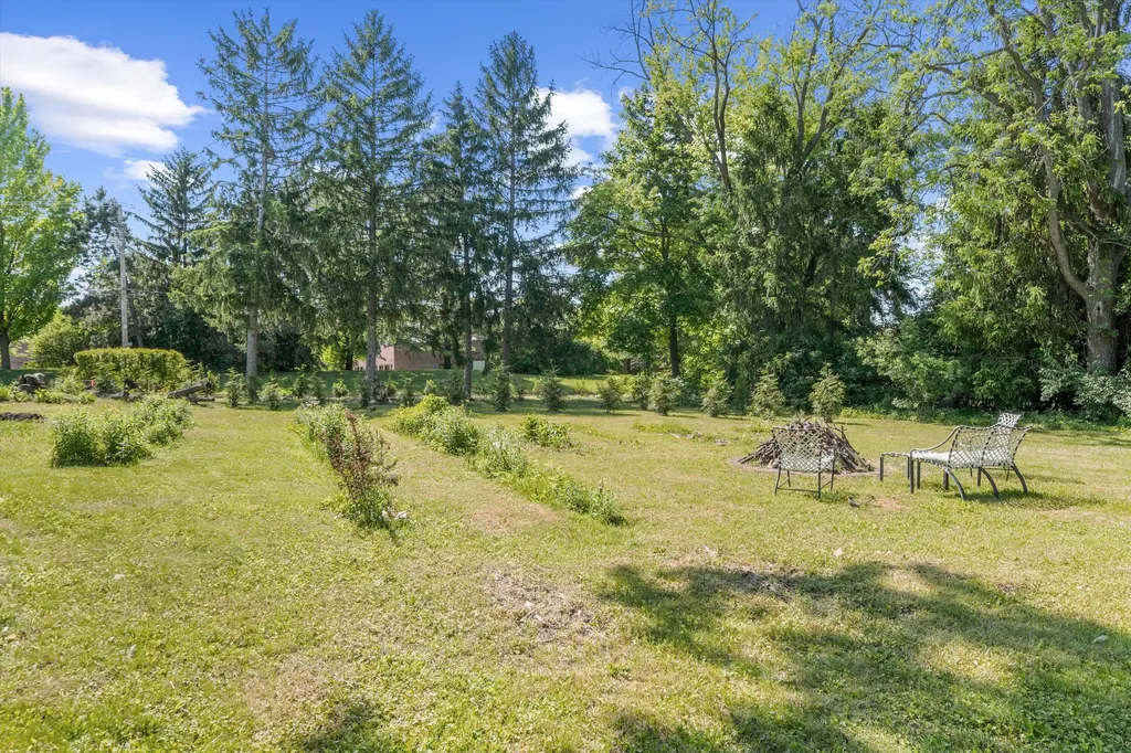 2861 Crystal Drive Pittsfield Charter Township MI 48108