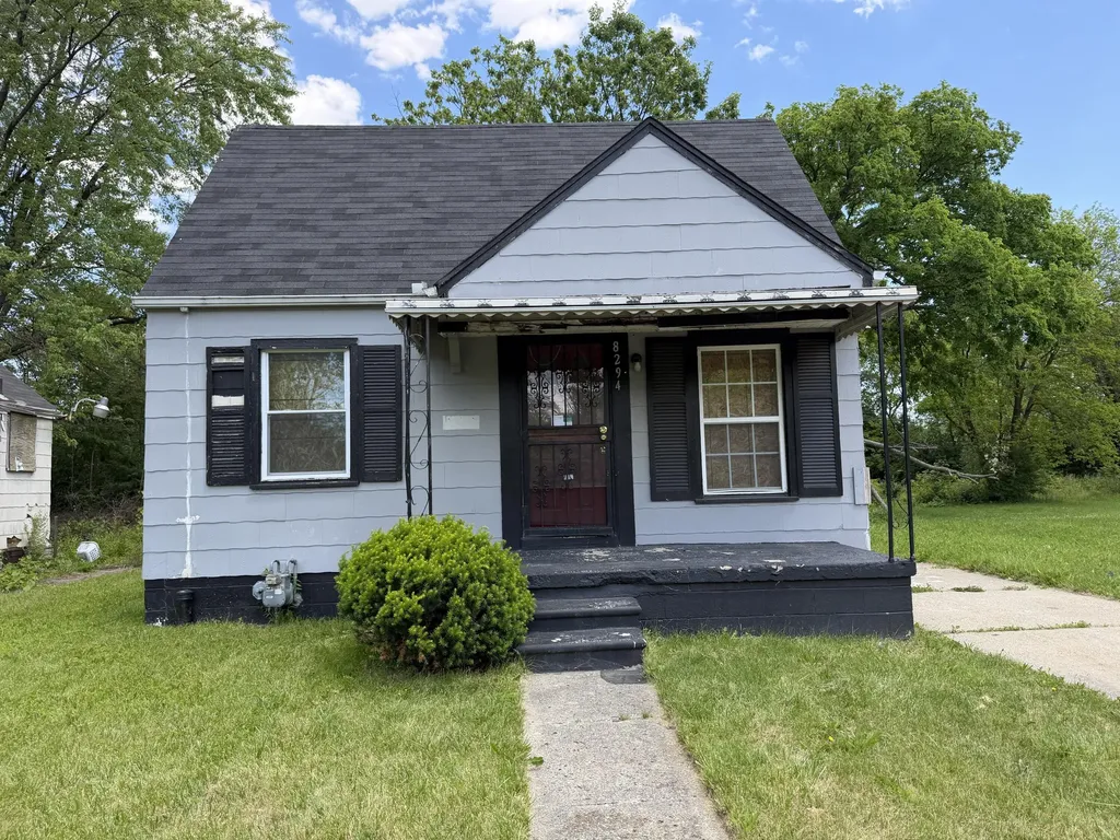 8294 Rosemont Avenue Detroit City MI 48228