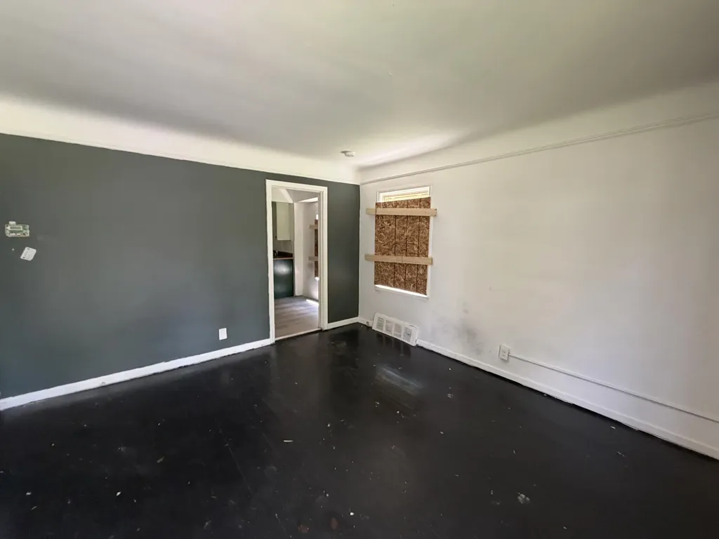 8294 Rosemont Avenue Detroit City MI 48228