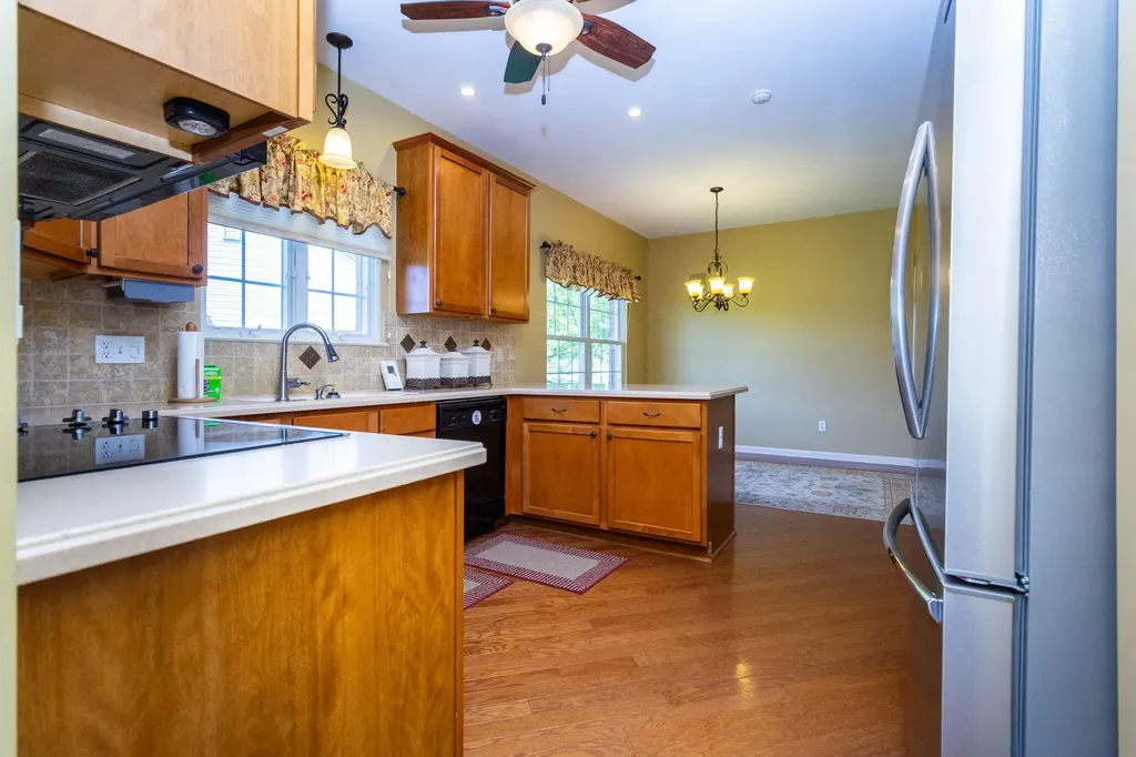 47507 Vistas Cir Drive N Canton Charter Township MI 48188