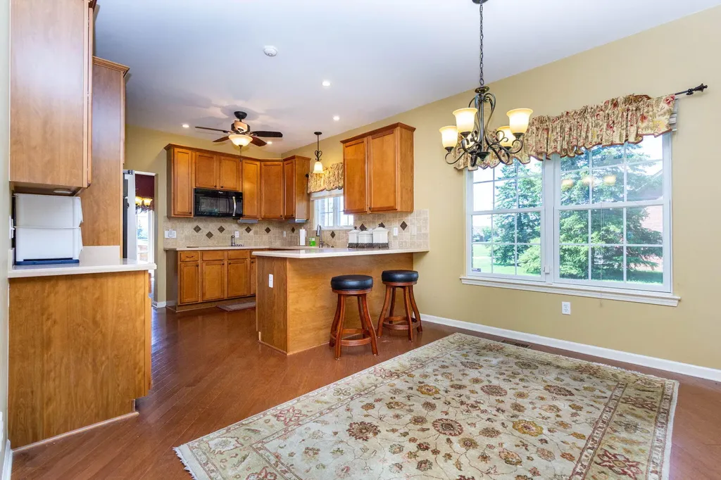 47507 Vistas Cir Drive N Canton Charter Township MI 48188