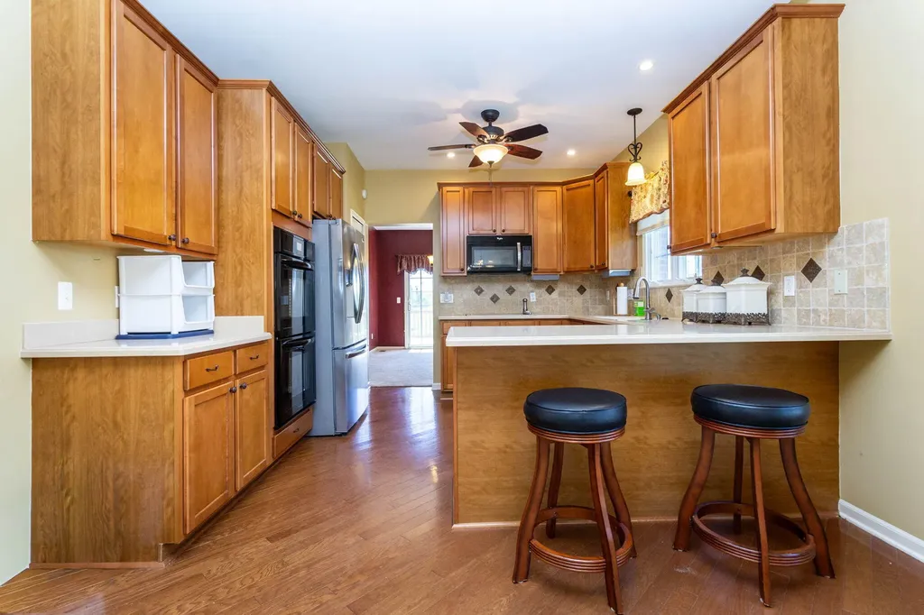 47507 Vistas Cir Drive N Canton Charter Township MI 48188