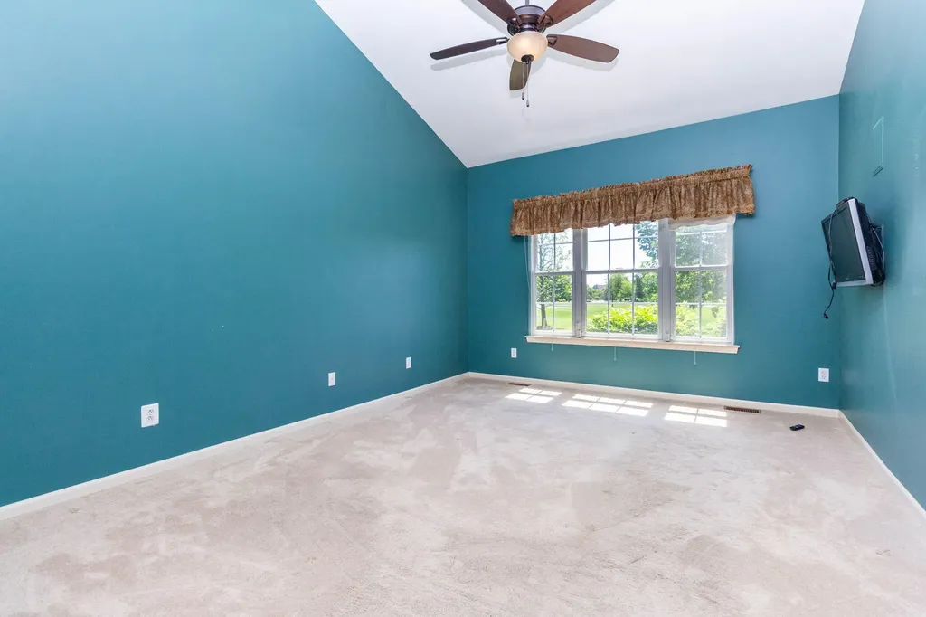 47507 Vistas Cir Drive N Canton Charter Township MI 48188