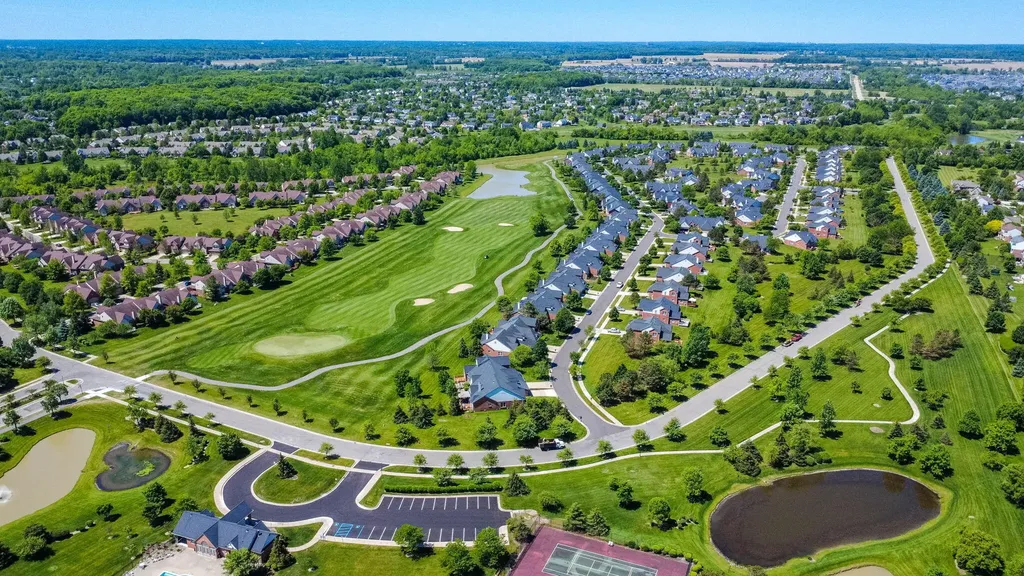 47507 Vistas Cir Drive N Canton Charter Township MI 48188