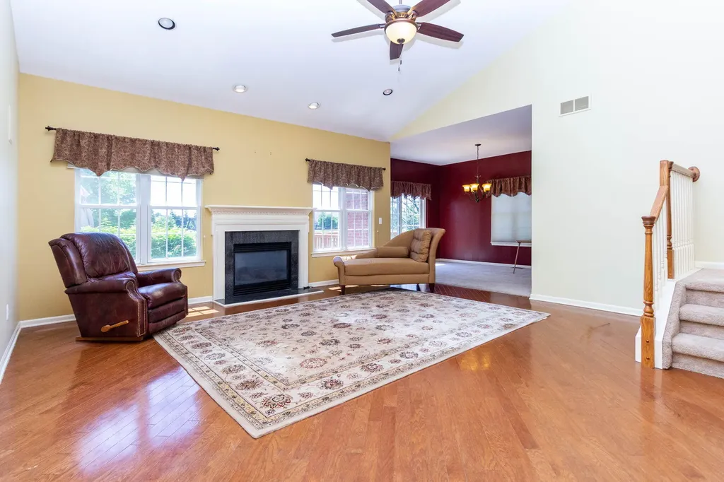 47507 Vistas Cir Drive N Canton Charter Township MI 48188