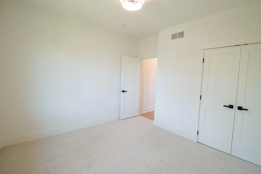 2324 Dallas Avenue Royal Oak City MI 48067