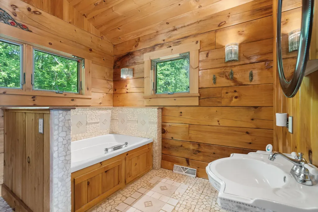 210 Spring Lake Drive Sylvan Township MI 48118