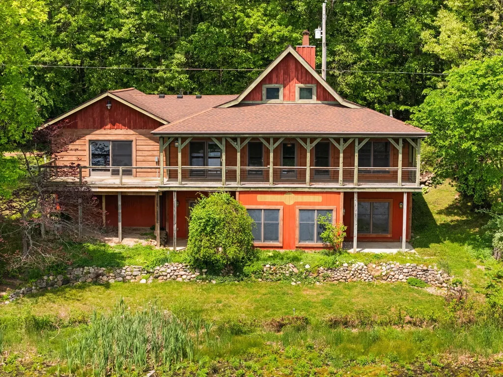 210 Spring Lake Drive Sylvan Township MI 48118
