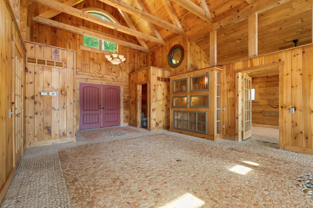 210 Spring Lake Drive Sylvan Township MI 48118