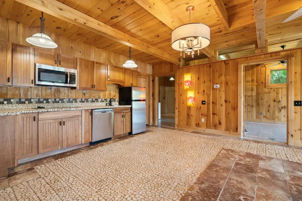 210 Spring Lake Drive Sylvan Township MI 48118