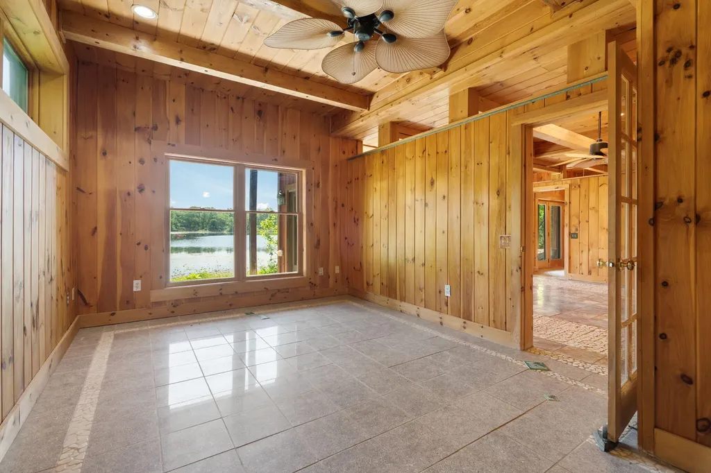 210 Spring Lake Drive Sylvan Township MI 48118