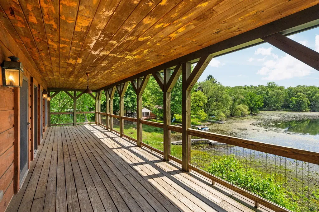 210 Spring Lake Drive Sylvan Township MI 48118