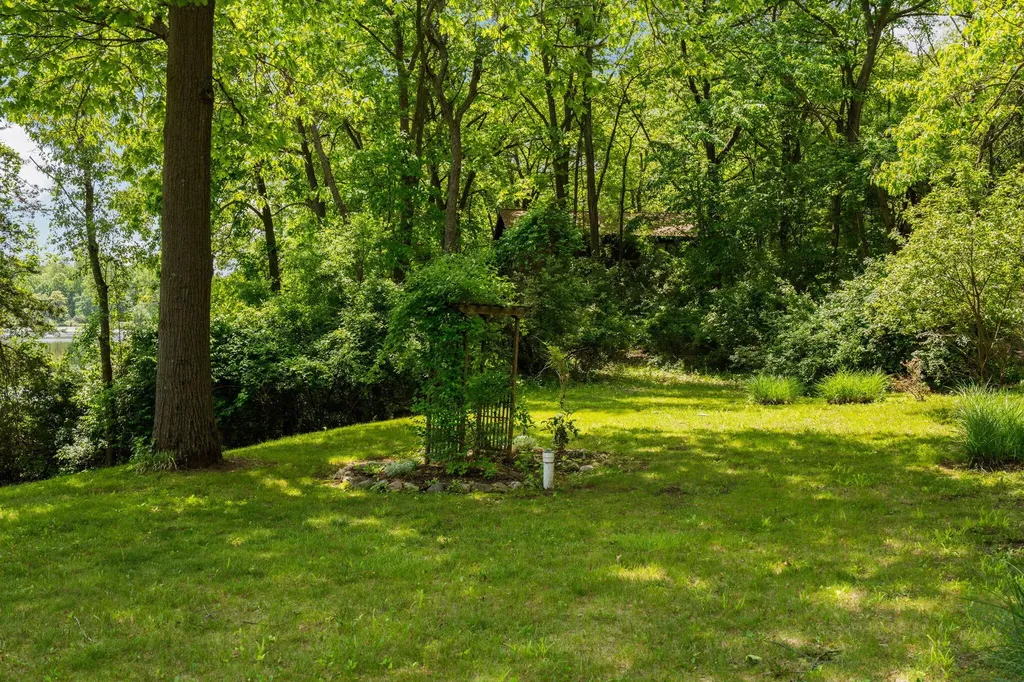 210 Spring Lake Drive Sylvan Township MI 48118