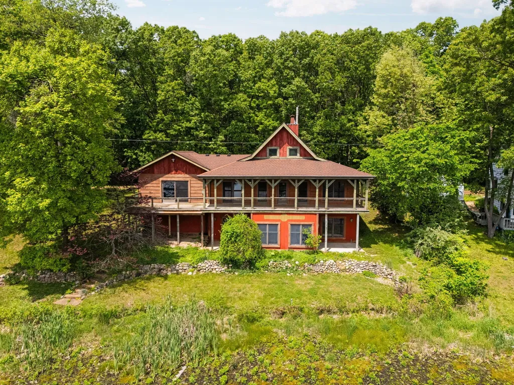 210 Spring Lake Drive Sylvan Township MI 48118