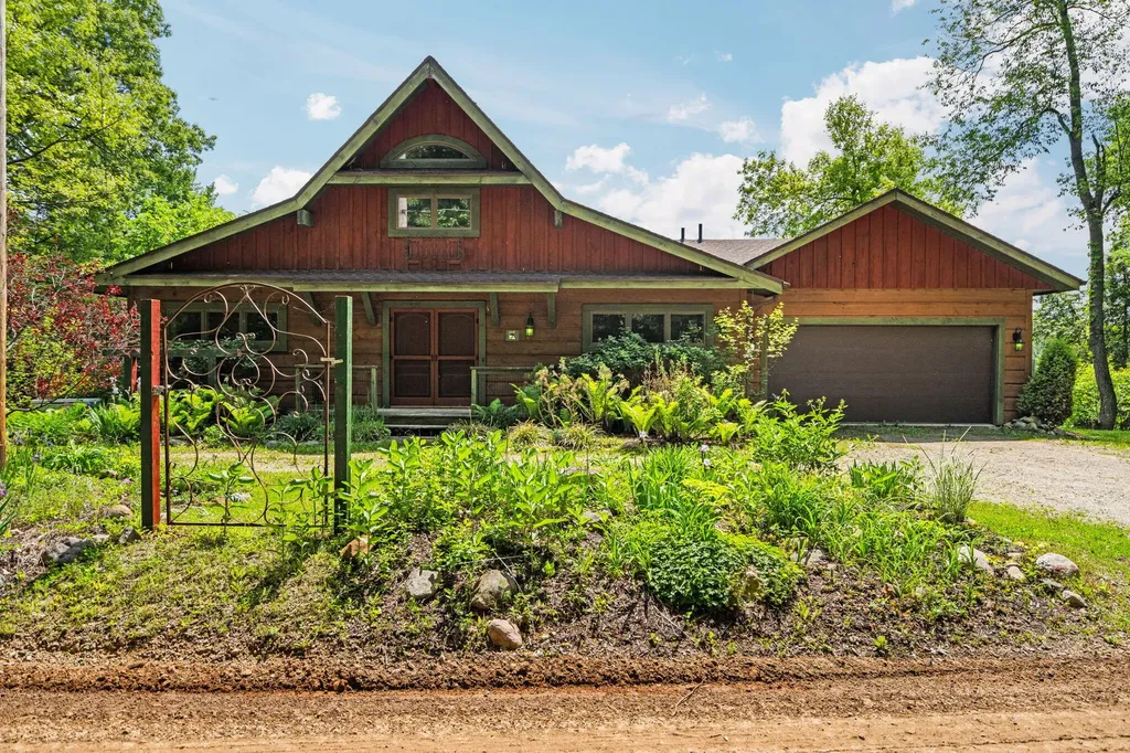 210 Spring Lake Drive Sylvan Township MI 48118