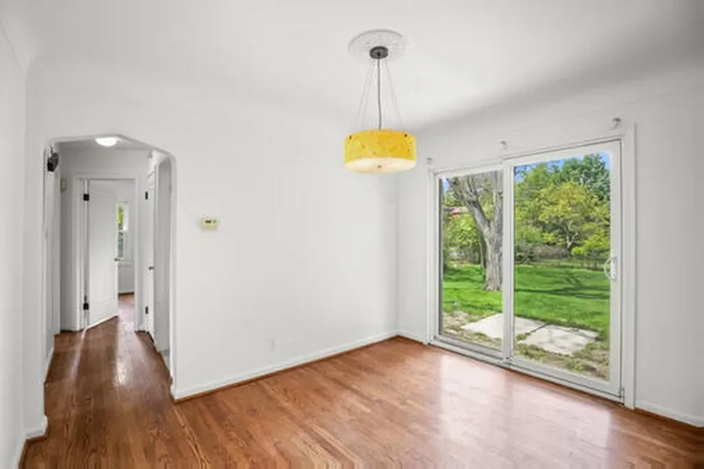 13660 Winchester Street Oak Park City MI 48237