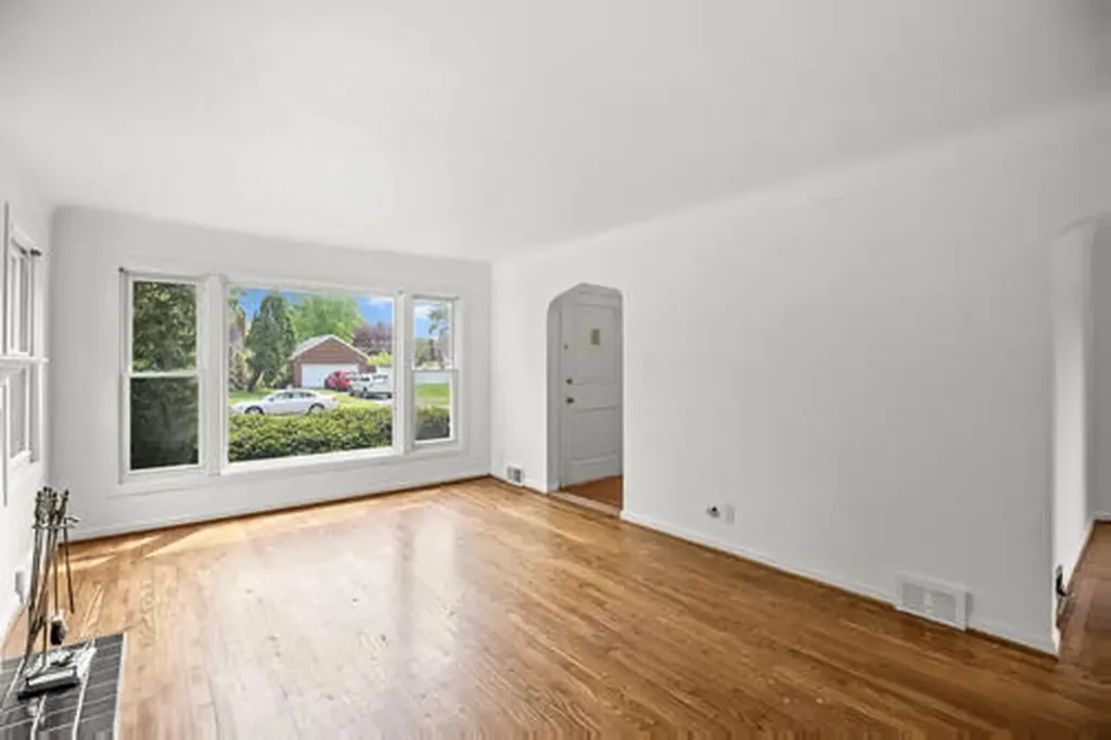 13660 Winchester Street Oak Park City MI 48237