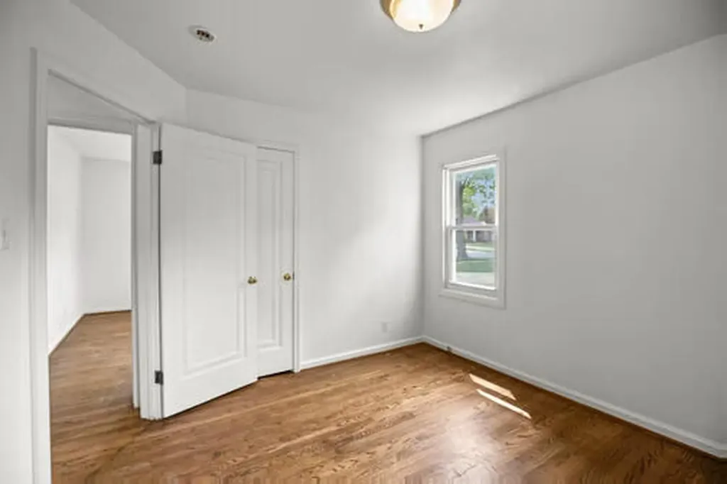 13660 Winchester Street Oak Park City MI 48237