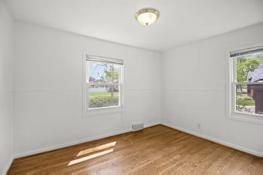 13660 Winchester Street Oak Park City MI 48237