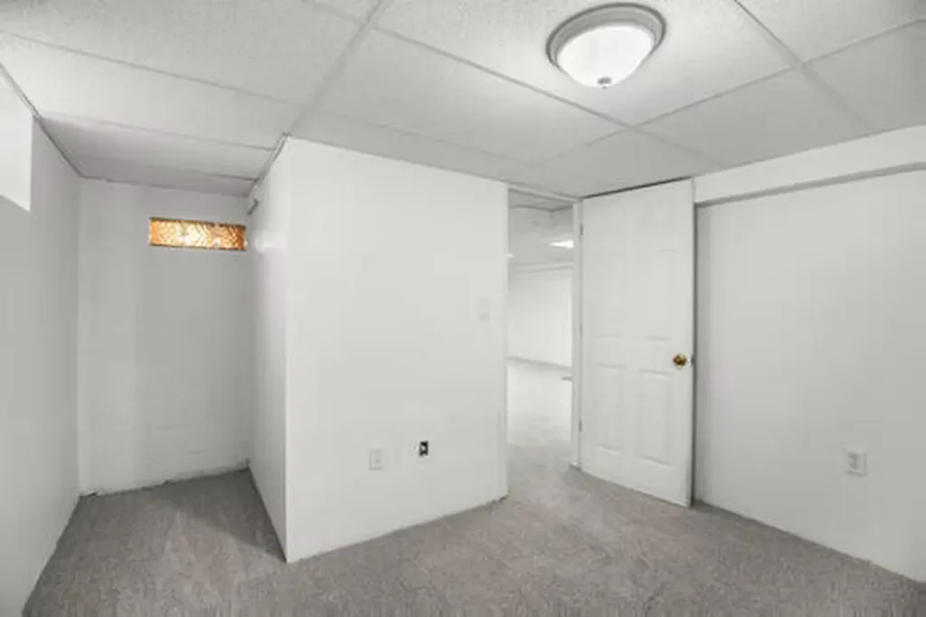 13660 Winchester Street Oak Park City MI 48237