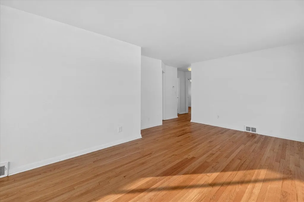 1614 Winsted Boulevard Ann Arbor City MI 48103