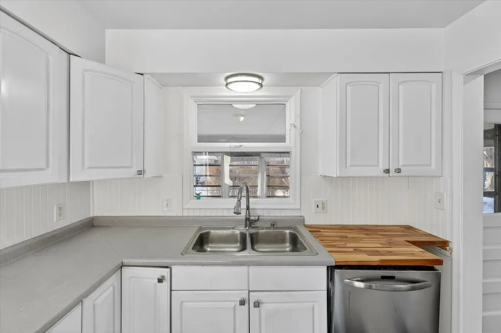 1614 Winsted Boulevard Ann Arbor City MI 48103