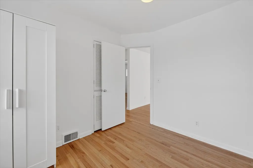 1614 Winsted Boulevard Ann Arbor City MI 48103