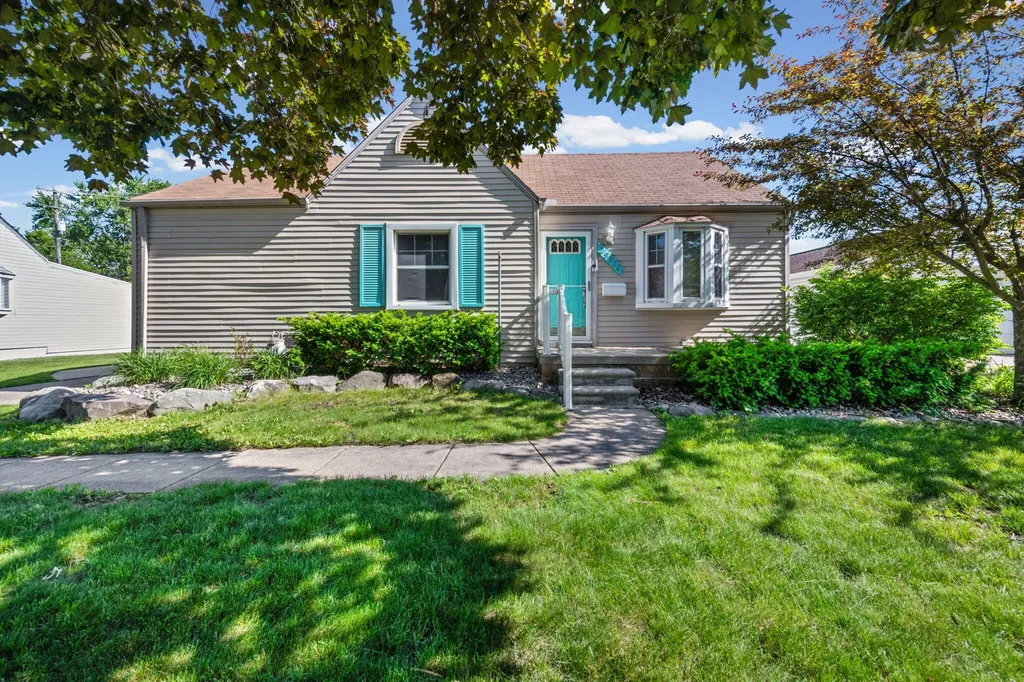 29932 John Hauk Street Garden City City MI 48135