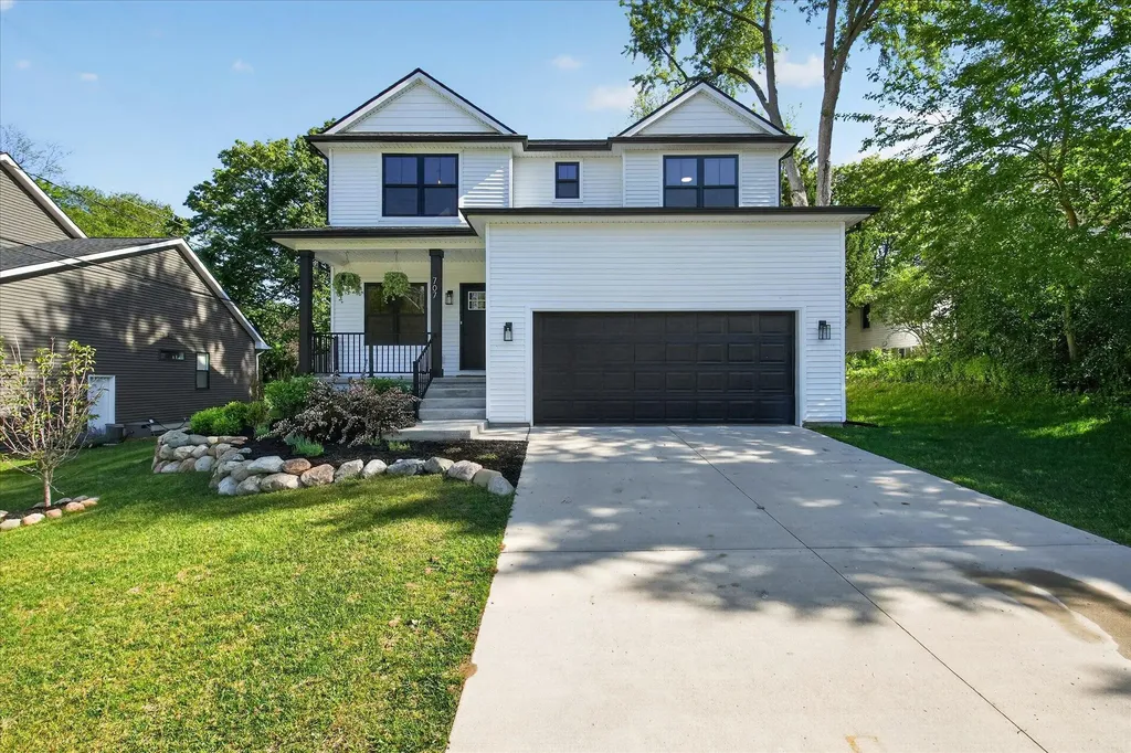 707 Nelson Street Brighton City MI 48116