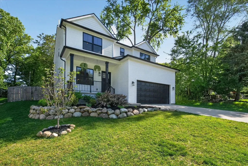 707 Nelson Street Brighton City MI 48116
