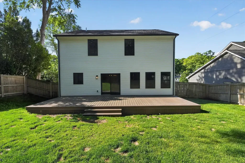 707 Nelson Street Brighton City MI 48116