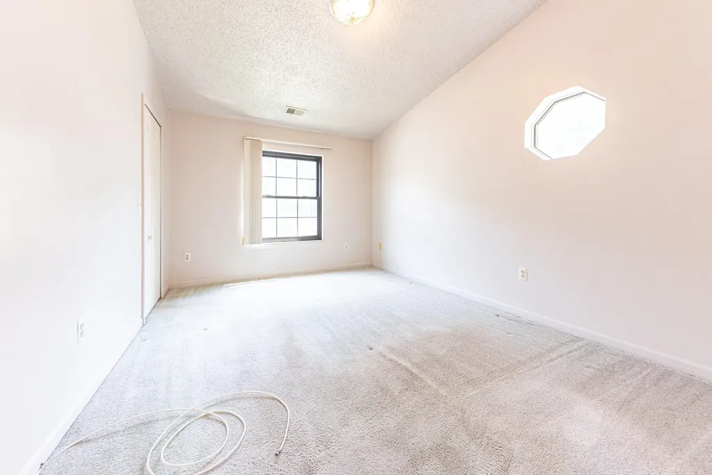 35868 Castlewood Court Westland City MI 48185
