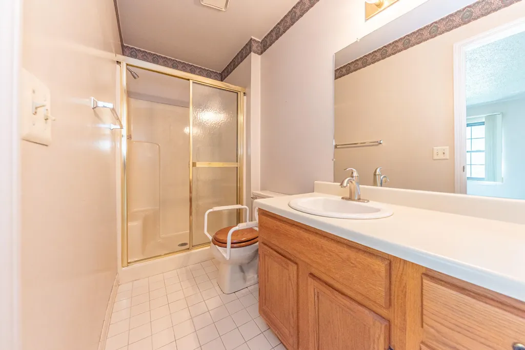 35868 Castlewood Court Westland City MI 48185