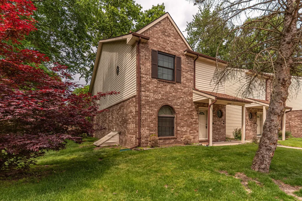 35868 Castlewood Court Westland City MI 48185