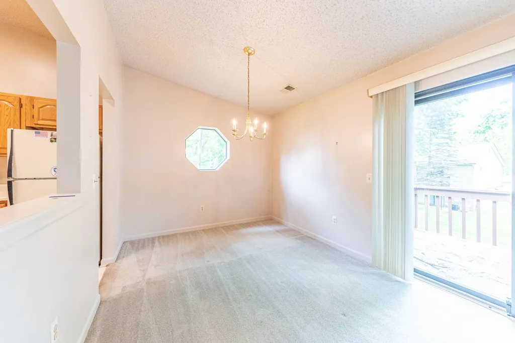 35868 Castlewood Court Westland City MI 48185