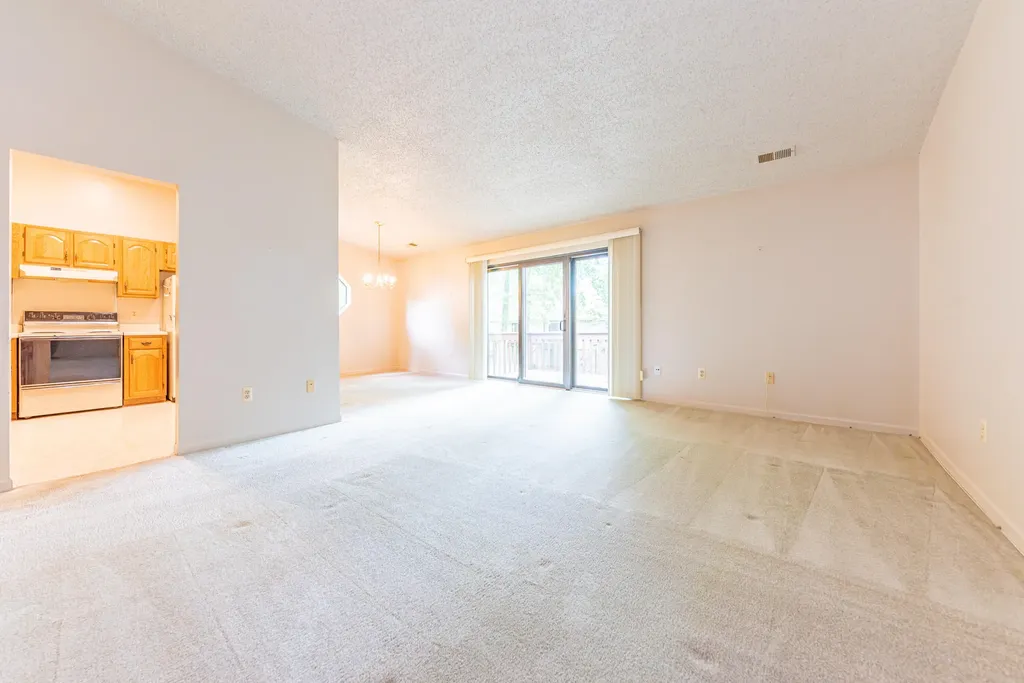 35868 Castlewood Court Westland City MI 48185
