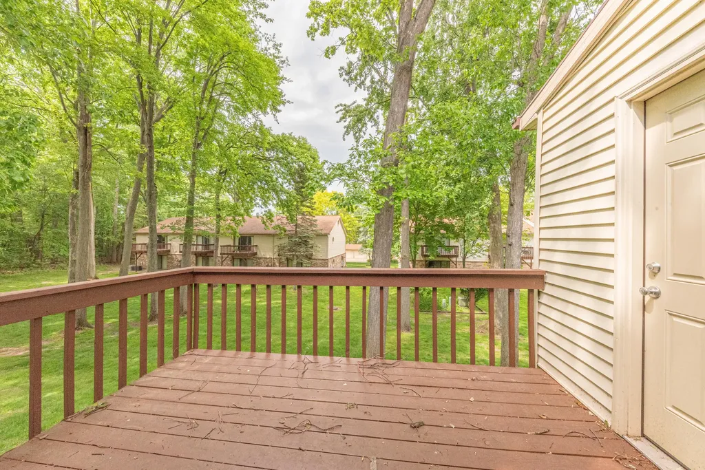 35868 Castlewood Court Westland City MI 48185