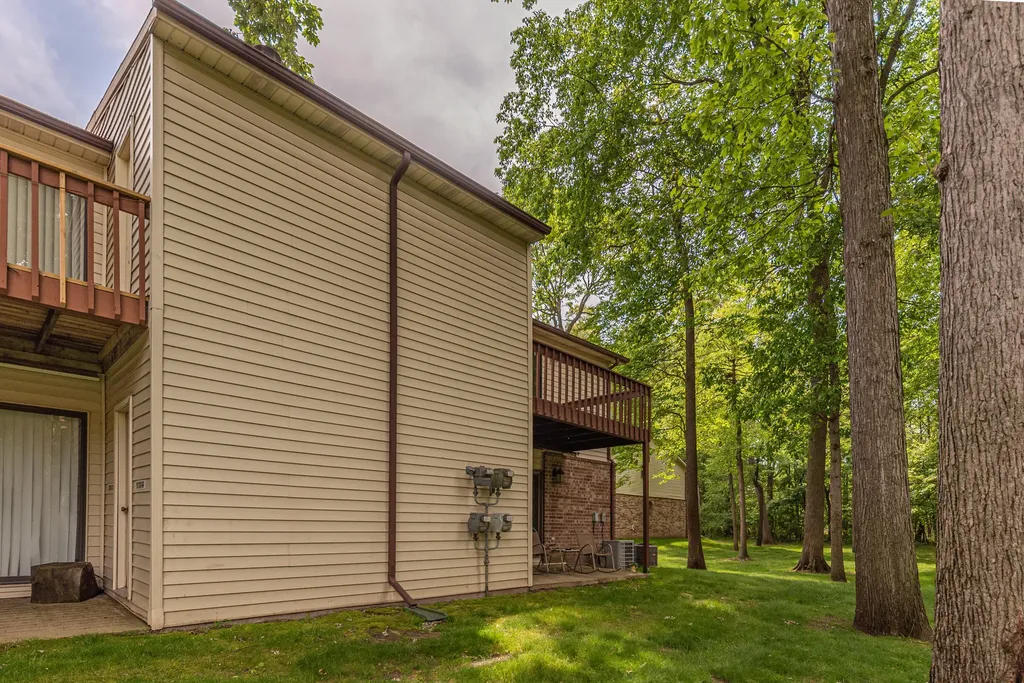 35868 Castlewood Court Westland City MI 48185