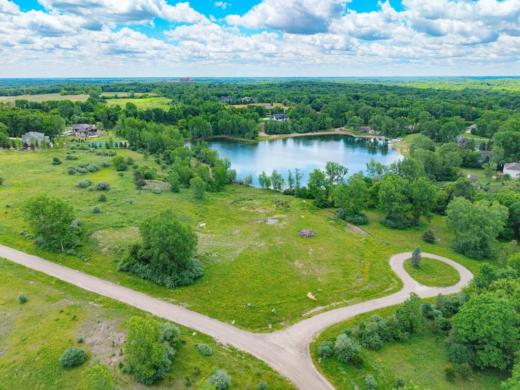 5670 E Stone Valley Drive Superior Charter Township MI 48105
