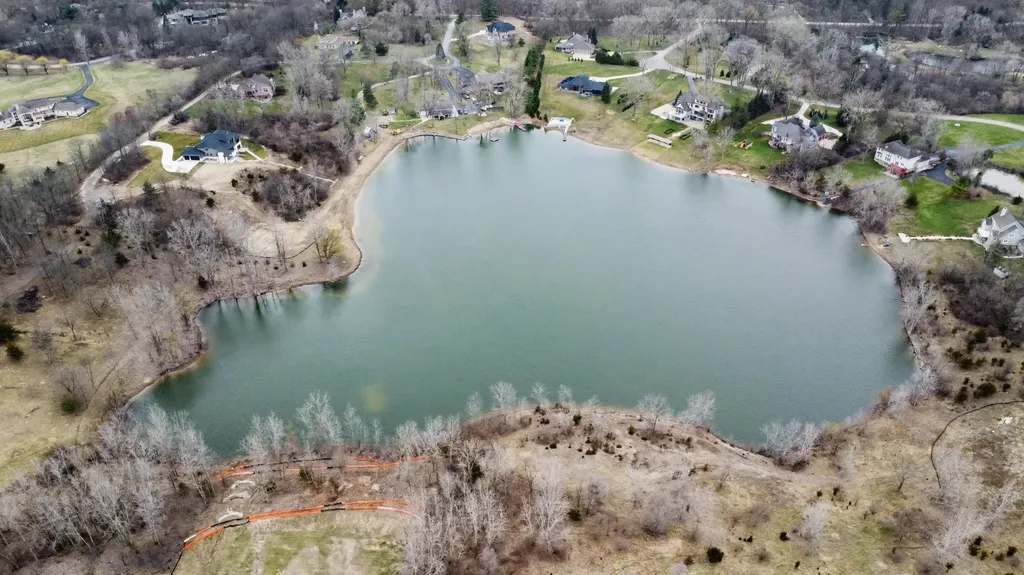 5670 E Stone Valley Drive Superior Charter Township MI 48105