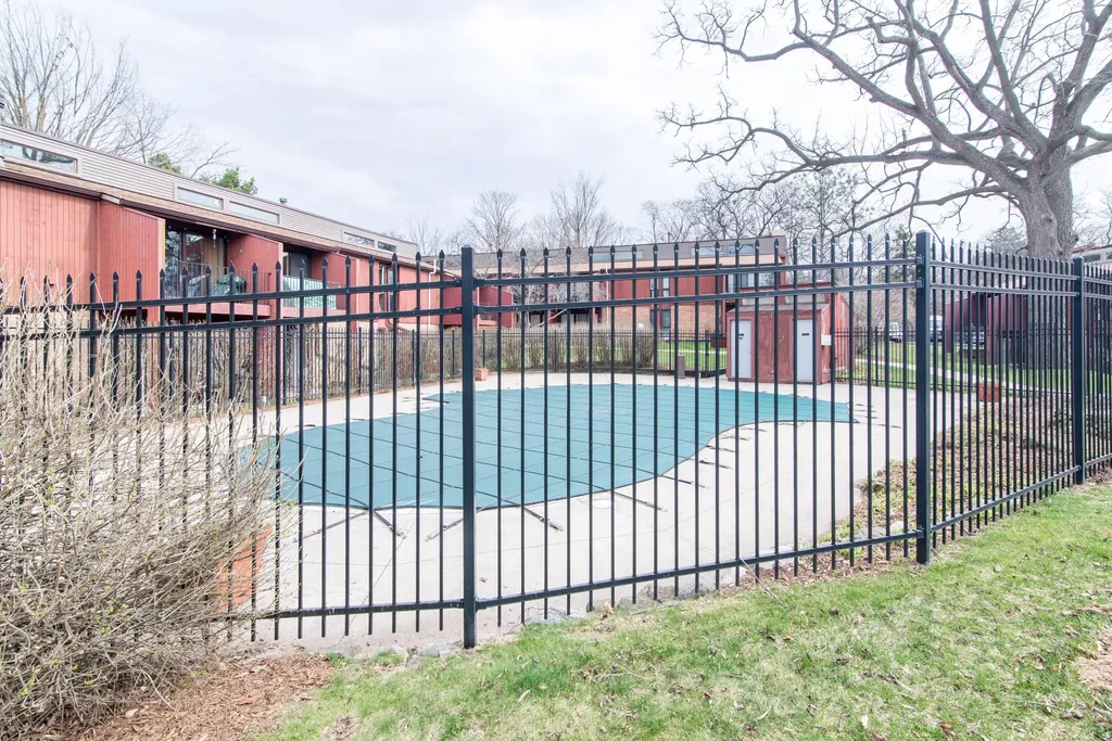 1809 Independence Boulevard Ann Arbor City MI 48104