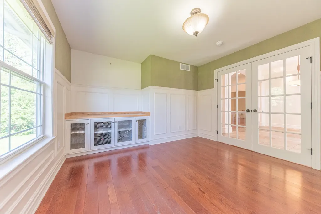 2243 Old Falls Drive Pittsfield Charter Township MI 48103