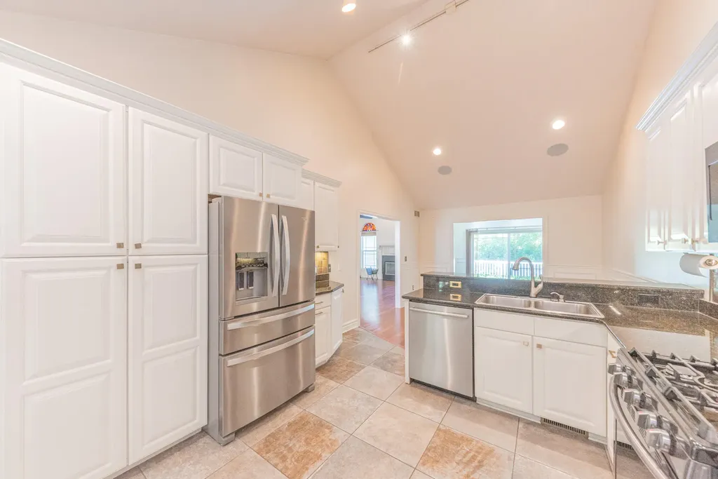 2243 Old Falls Drive Pittsfield Charter Township MI 48103