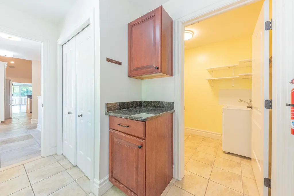 2243 Old Falls Drive Pittsfield Charter Township MI 48103