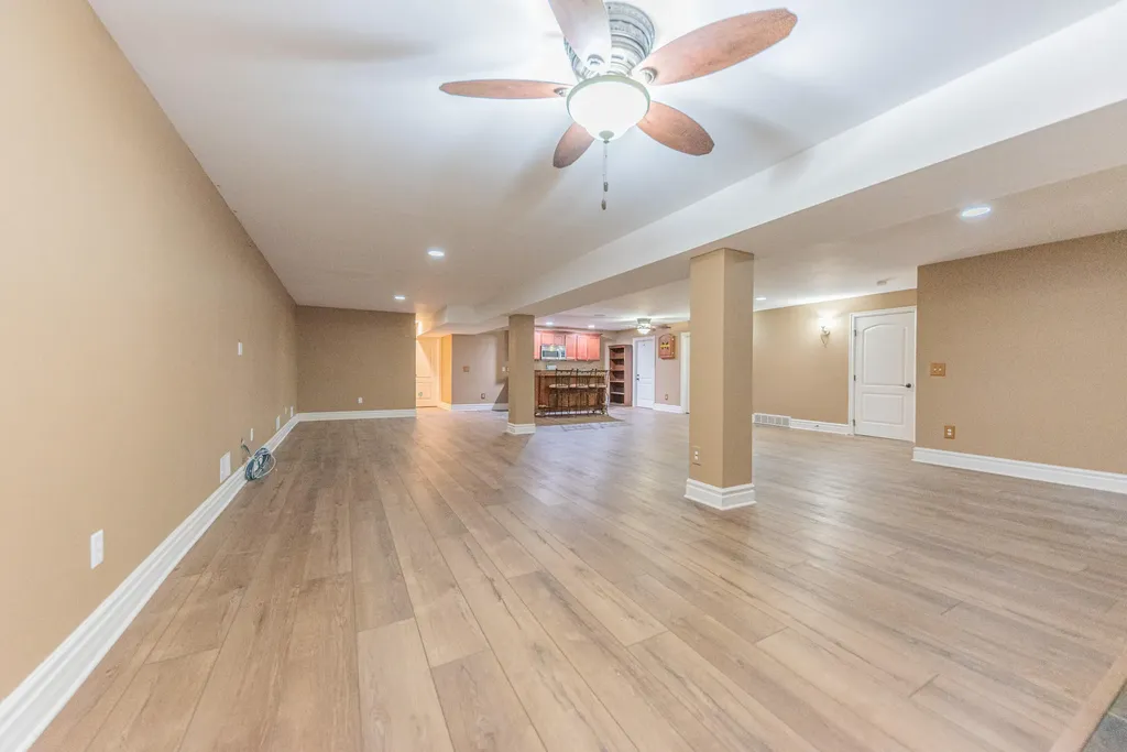 2243 Old Falls Drive Pittsfield Charter Township MI 48103