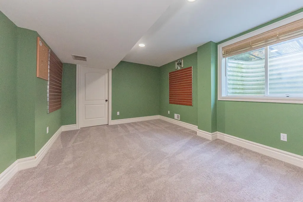 2243 Old Falls Drive Pittsfield Charter Township MI 48103